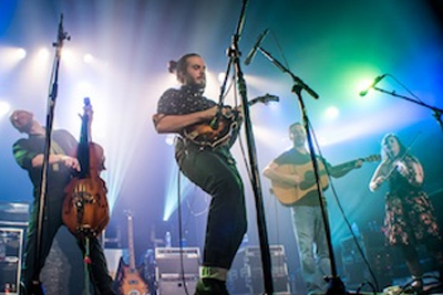 picture of the band Yonder Mountain String Band playing